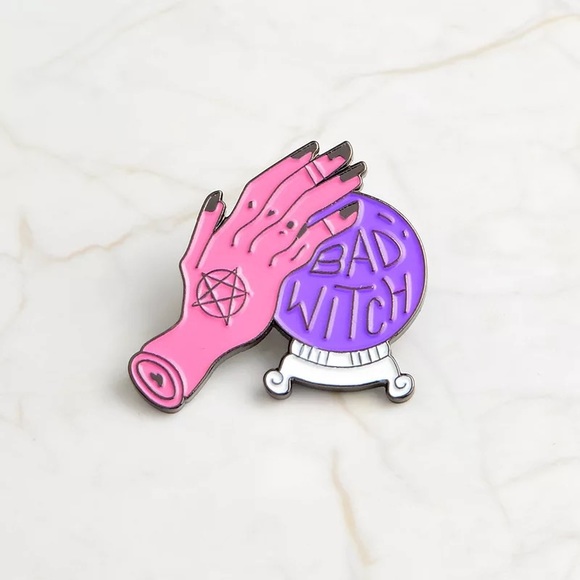 New bad witch black cat pin brooch - Picture 6 of 7